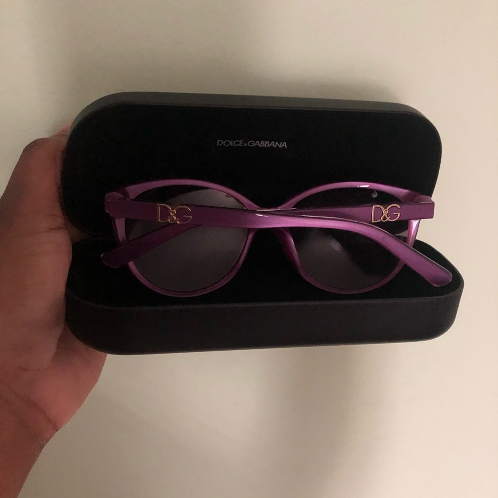 Dolce gabana sun glasses